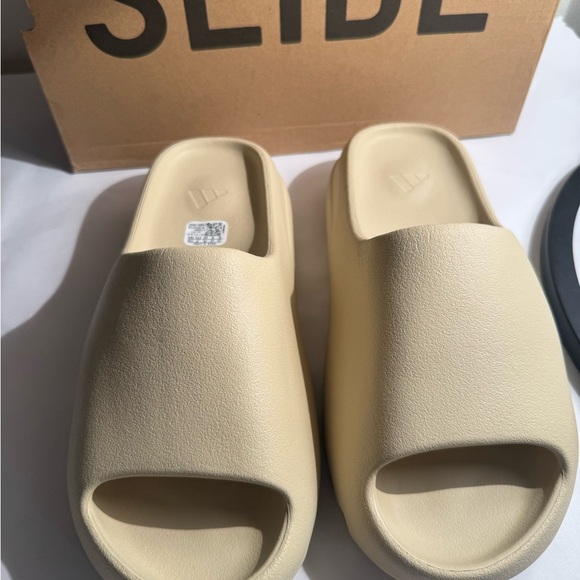 yeezy bone slides on feet